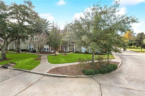 22 Mariners Cv N, New Orleans, LA, 70124-1628 | Card Image