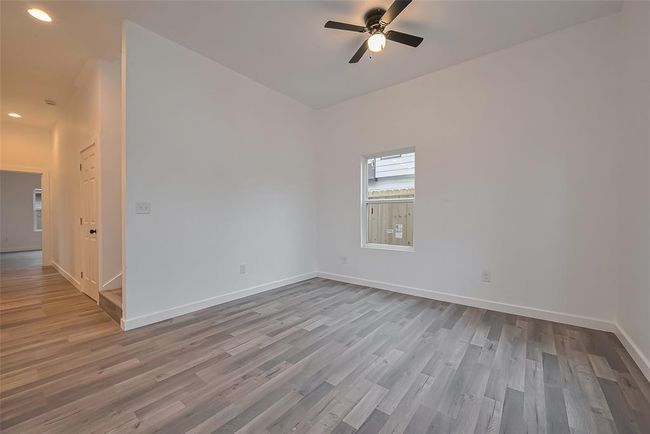 9003 Hilda St, House other with 4 bedrooms, 3 bathrooms and null parking in Houston TX | Image 26