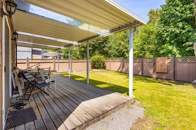 Wooden terrace with a gate | Image 25