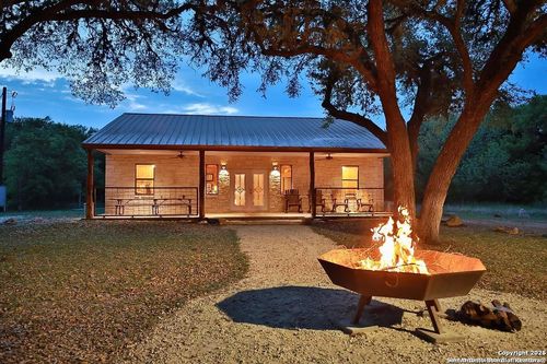 387 Madrone Loop, Concan, TX, 78838 | Card Image