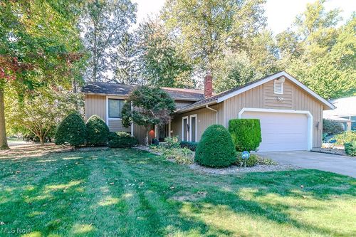 5802 Tanager Ct, Mentor, OH, 44060-1821 | Card Image
