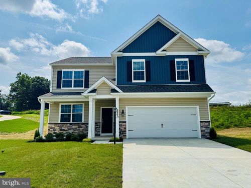 2005 Paperback Way, YORK, PA, 17408-8885 | Card Image