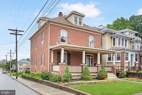 31 4th St, HANOVER, PA, 17331-2117 | Card Image