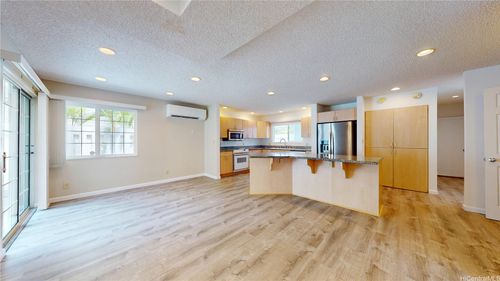 7452 Makaa St, Honolulu, HI, 96825-3126 | Card Image
