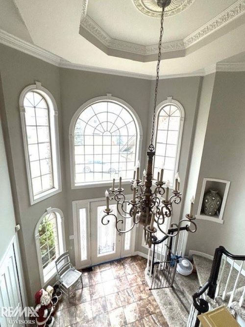 68135 Lake Angela Dr, Richmond, MI, 48062-1689 | Card Image