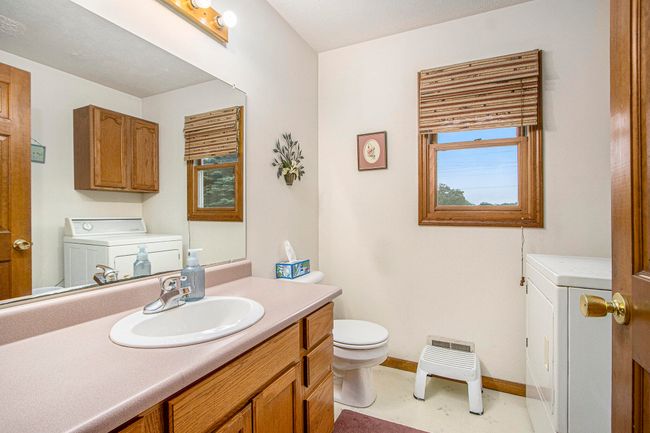1142 N Peach Ct, House other with 4 bedrooms, 3 bathrooms and null parking in Plainwell MI | Image 17