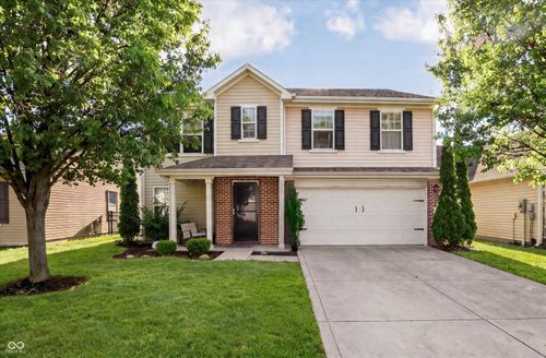 2247 Cedarmill Dr, Franklin, IN, 46131-6801 | Card Image