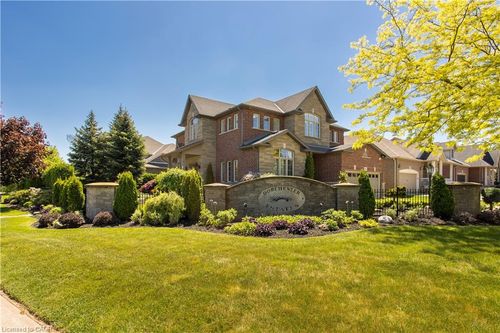 {{alt}} | Card Image