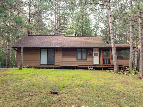 W8540 Duck Creek Ln, Westfield, WI, 53964-7935 | Card Image