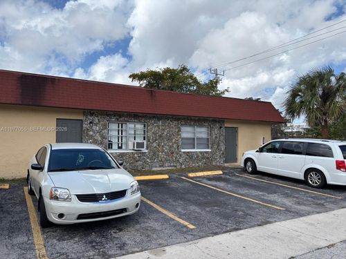 a-931 Sw 80th Ave, North Lauderdale, FL, 33068-3257 | Card Image