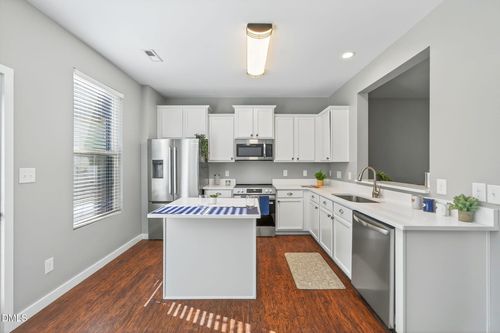4302 Hillsgrove Rd, Wake Forest, NC, 27587-4191 | Card Image