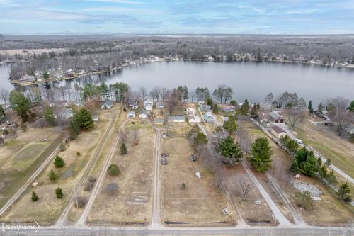 2620 Shady Shores Rd, Lupton, MI, 48635-9608 | Card Image