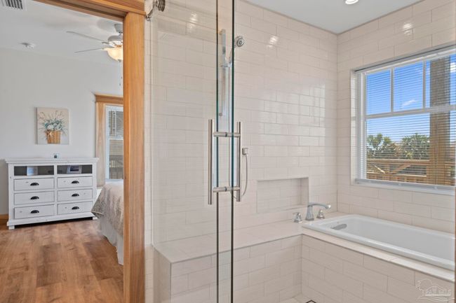 800 Via De Luna Dr, House other with 5 bedrooms, 5 bathrooms and 3 parking in Pensacola Beach FL | Image 36