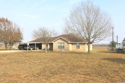 9404 Crow Ln, Adkins, TX, 78101-2598 | Card Image