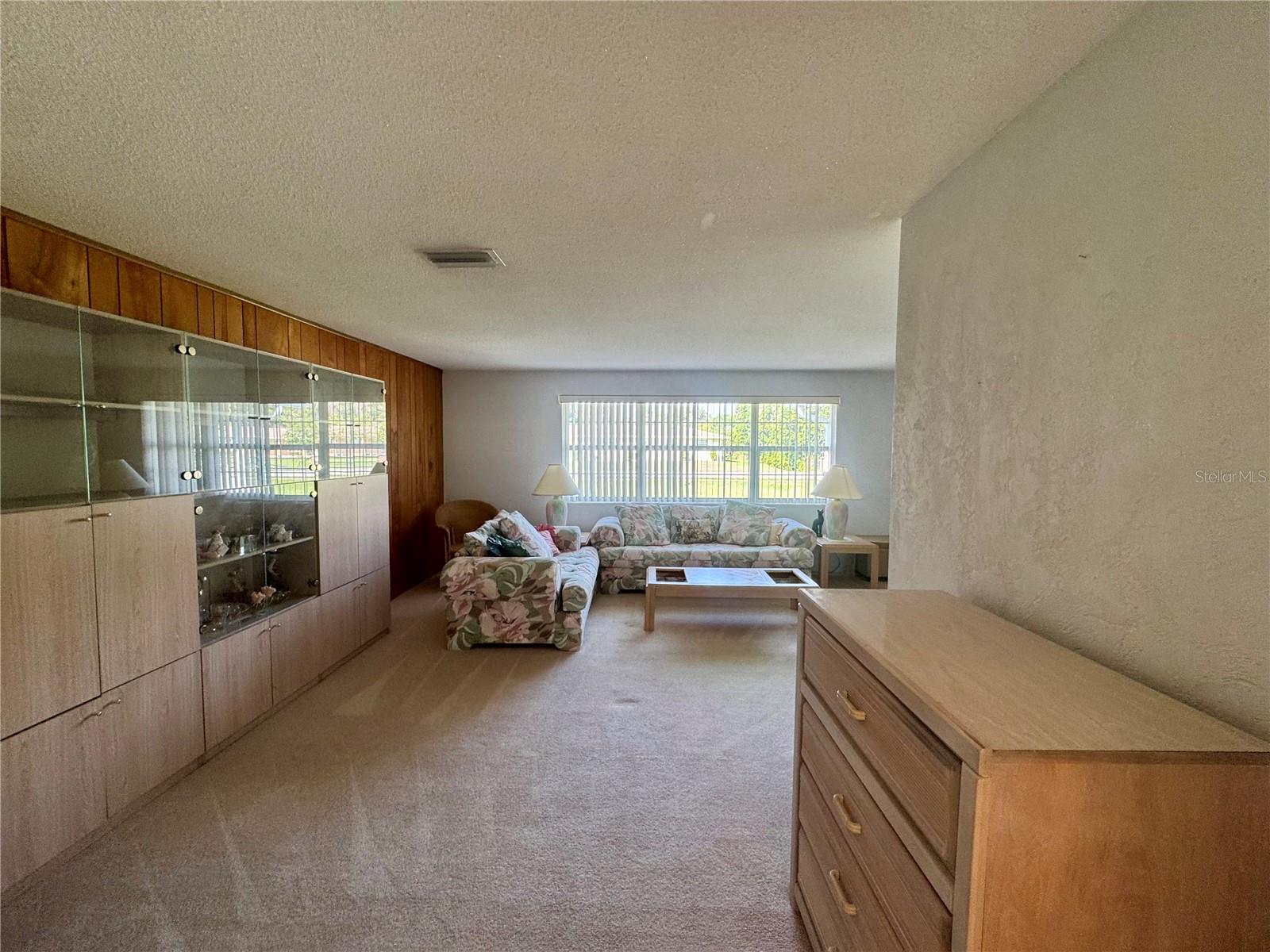 Residential in SOUTH DAYTONA 5