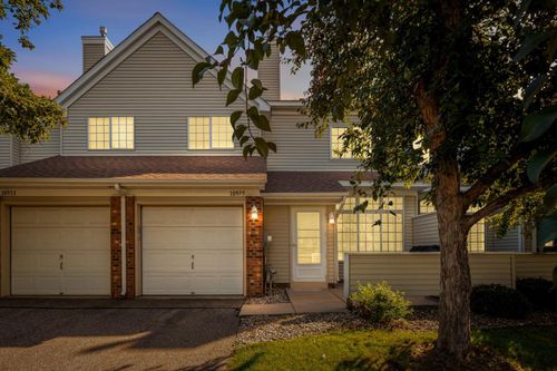 10935 Oregon Ave S, Bloomington, MN, 55438-2669 | Card Image