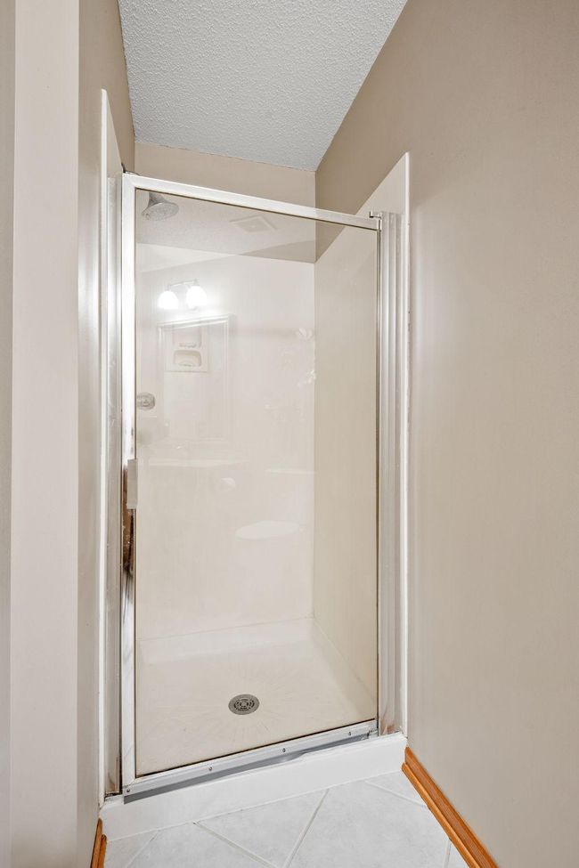 43-web-or-mls-9405 Esk Ln-43.jpg | Image 22