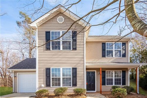 5 Sherbourne Ct, Greensboro, NC, 27405-4965 | Card Image