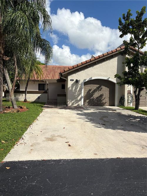 11527 Sw 84th Ln, Miami, FL, 33173-4204 | Card Image