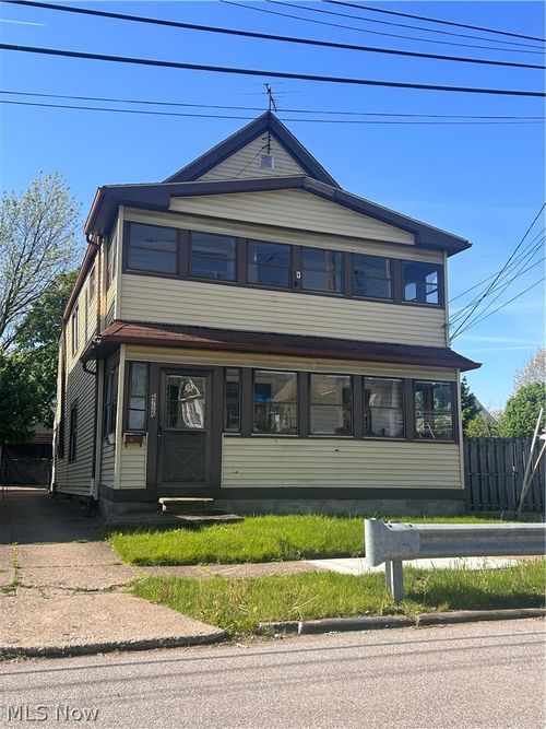 6726 Claasen Avenue, Cleveland, OH, 44105 | Card Image