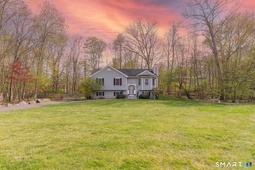 422 Jones Rd, Naugatuck, CT, 06770-1533 | Card Image