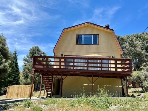 2809 Artic Dr, Pine Mountain Club, CA, 93222-4122 | Card Image