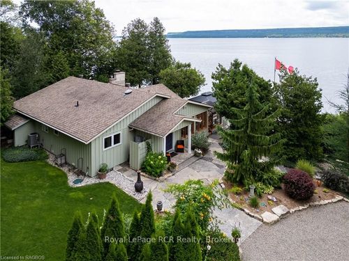 2 1st Ave, South Bruce Peninsula, ON, N0H2T0 | Card Image