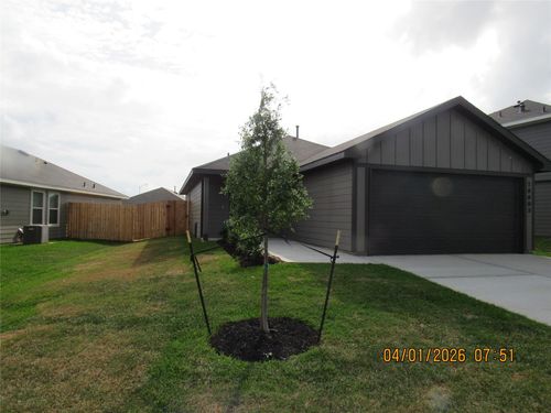 18803 Sunset Horizon Dr, Hockley, TX, 77447-1612 | Card Image