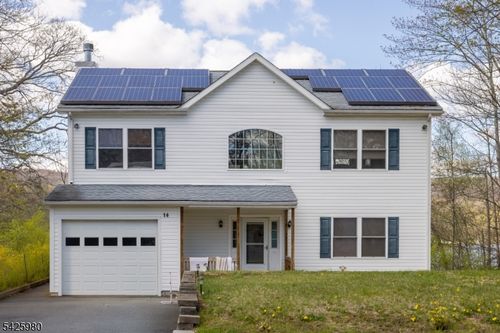 14 E Shore Dr, Newton, NJ, 07860-6526 | Card Image