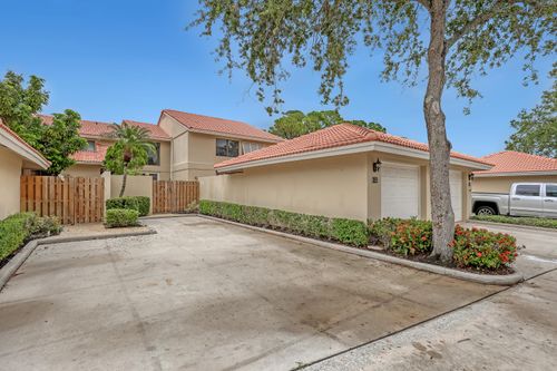 132 Old Meadow Way, Palm Beach Gardens, FL, 33418-3730 | Card Image