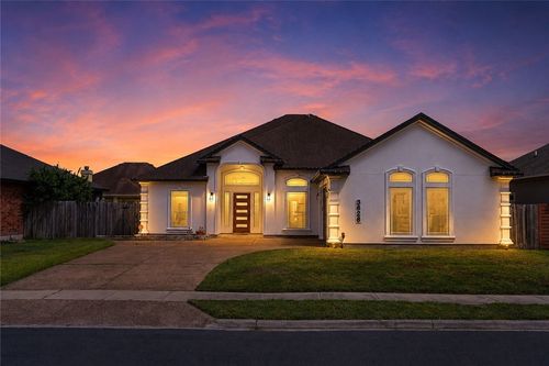 3626 Giants Dr, Corpus Christi, TX, 78414-3579 | Card Image