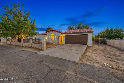 40251 Fieldspring St, Lake Los Angeles, CA, 93591-3022 | Card Image