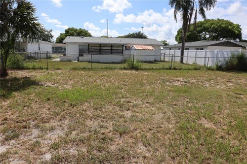 10025 Brandywine Ln, PORT RICHEY, FL, 34668-3704 | Card Image