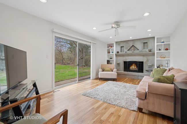 360 S Valley Rd, House other with 4 bedrooms, 3 bathrooms and 2 parking in Barrington IL | Image 12