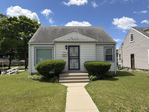 7203 W Hampton Avenue, Milwaukee, WI, 53218 | Card Image