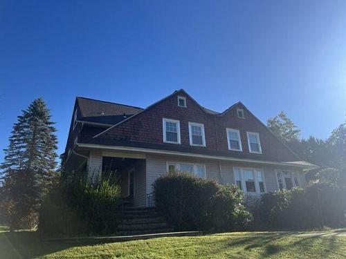 724 Diamond Blvd, Johnstown, PA, 15905-2516 | Card Image