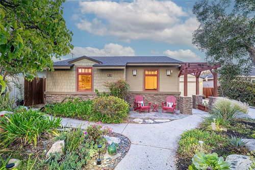 386 Los Altos Ave, Long Beach, CA, 90814-1906 | Card Image