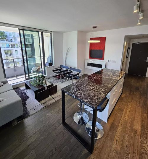 1688 Pullman Porter St, Vancouver, BC, V6A0H3 | Card Image