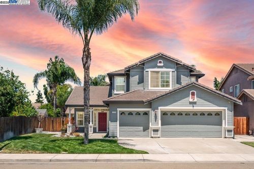 2315 Sabrina Way, Tracy, CA, 95377-5625 | Card Image