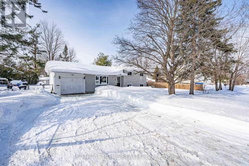 2 Quinn Ave, Orillia, ON, L3V3H5 | Card Image