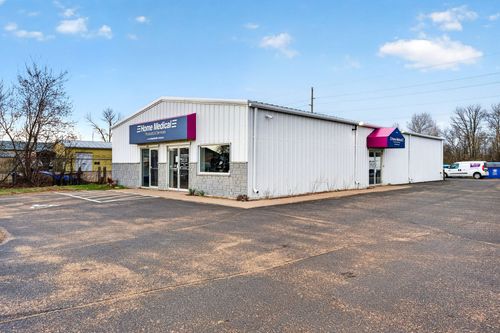 1590 Macauley Ave, Rice Lake, WI, 54868-2825 | Card Image