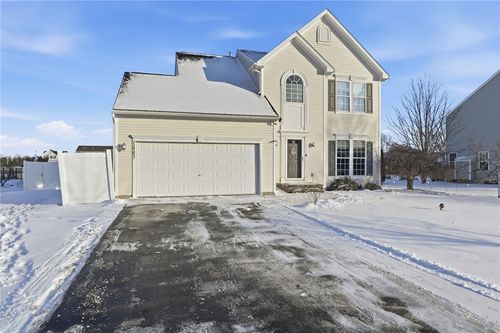 1443 Fraser Way, Farmington, NY, 14425-9046 | Card Image