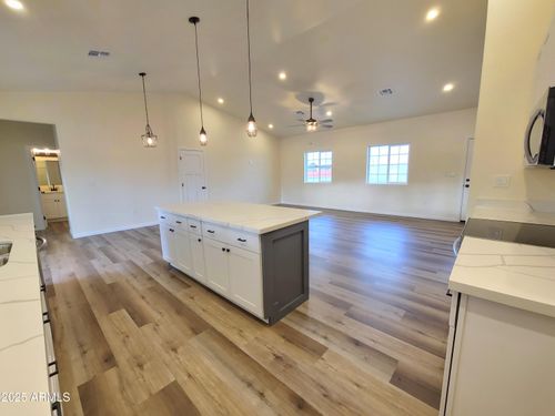 350 N Florence St, Florence, AZ, 85132 | Card Image