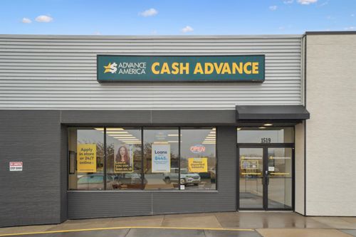 1519 E San Marnan Dr, Waterloo, IA, 50702-4300 | Card Image