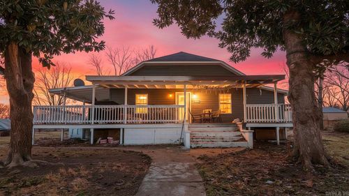 720 Archer Ave, Mammoth Spring, AR, 72554-8014 | Card Image