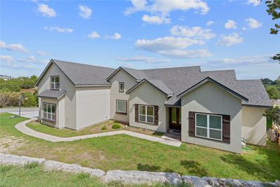 20606 High Drive, House other with 5 bedrooms, 3 bathrooms and 4 parking in Lago Vista TX | Image 3