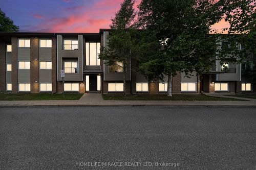 305-323 Main St W, Merrickville, ON, K0G1N0 | Card Image