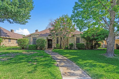 802 Pebblebrook Dr, Allen, TX, 75002-2218 | Card Image