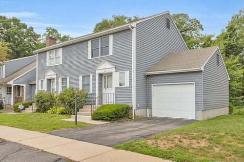 141 Brighton Cir, Windsor, CT, 06095-1348 | Card Image