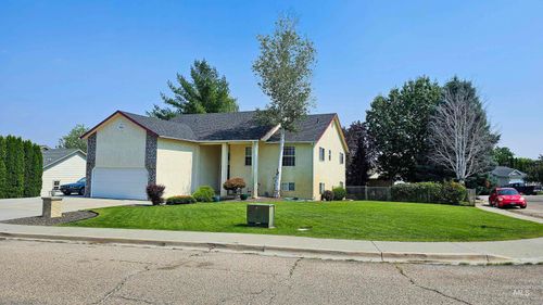 875 Hughes Dr, Payette, ID, 83661-3039 | Card Image